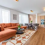 New Penthouse W Double Parking, Panoramic Balcony شقة