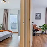 New Penthouse W Double Parking, Panoramic Balcony شقة