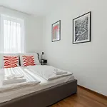 New Penthouse W Double Parking, Panoramic Balcony * בודפשט