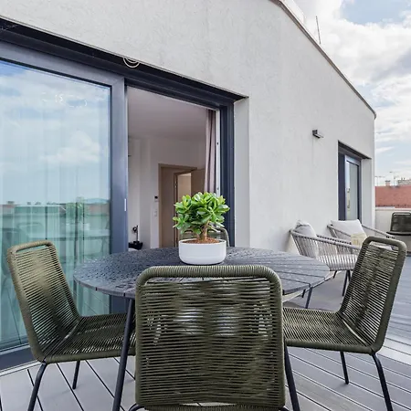 New Penthouse W Double Parking, Panoramic Balcony *
