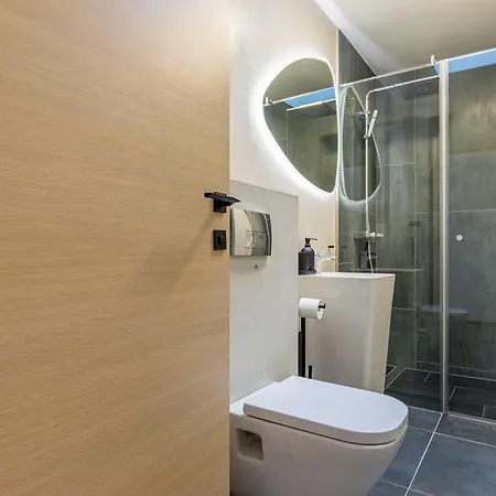 Апартаменты New Penthouse W Double Parking, Panoramic Balcony