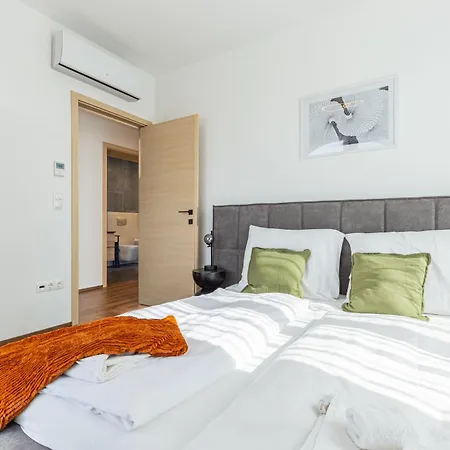 New Penthouse W Double Parking, Panoramic Balcony Будапешт