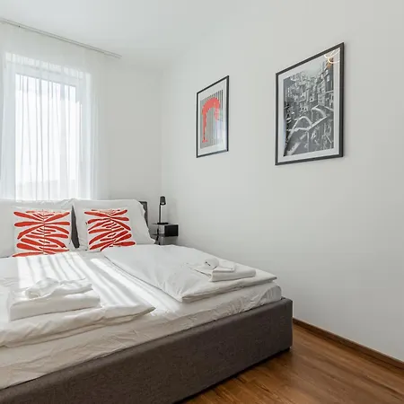 New Penthouse W Double Parking, Panoramic Balcony * Будапешт