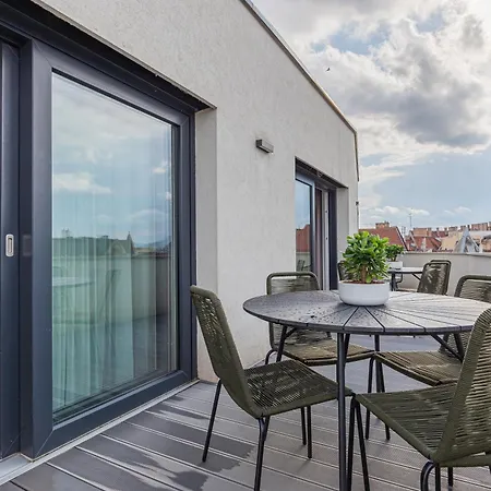 New Penthouse W Double Parking, Panoramic Balcony * Budapešť
